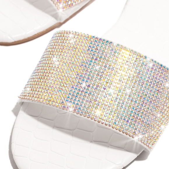 NEW🔥 Open Toe Rainbow AB Rhinestone Slides Sandal - Picture 4 of 5